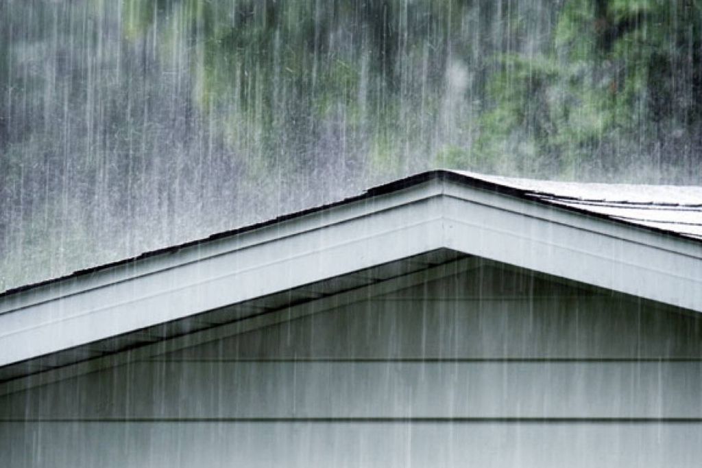 How to Fix a Leaking Roof from the Outside